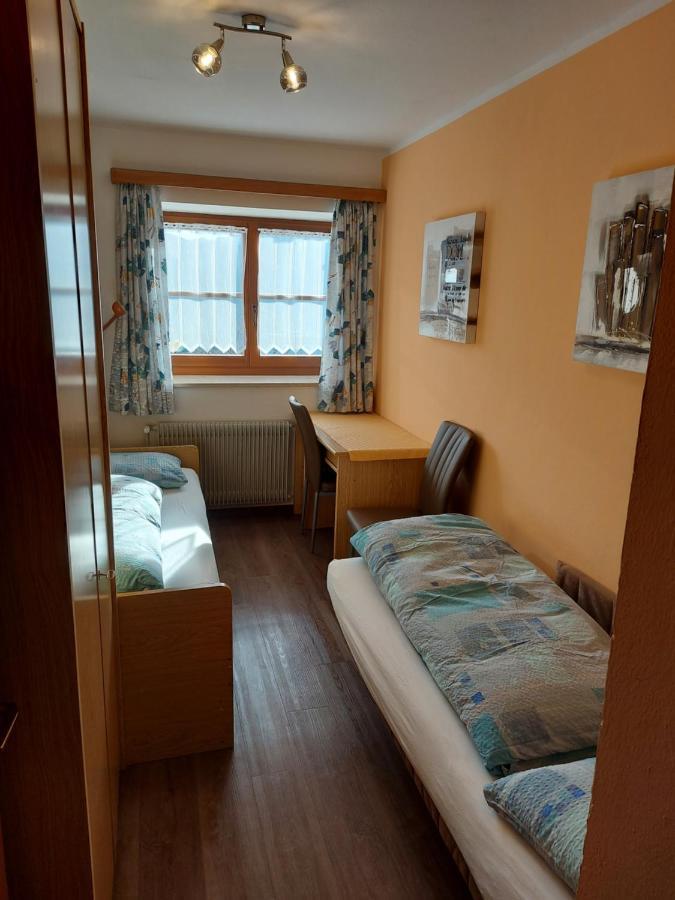Alpenrose Apartment Мелтина Екстериор снимка