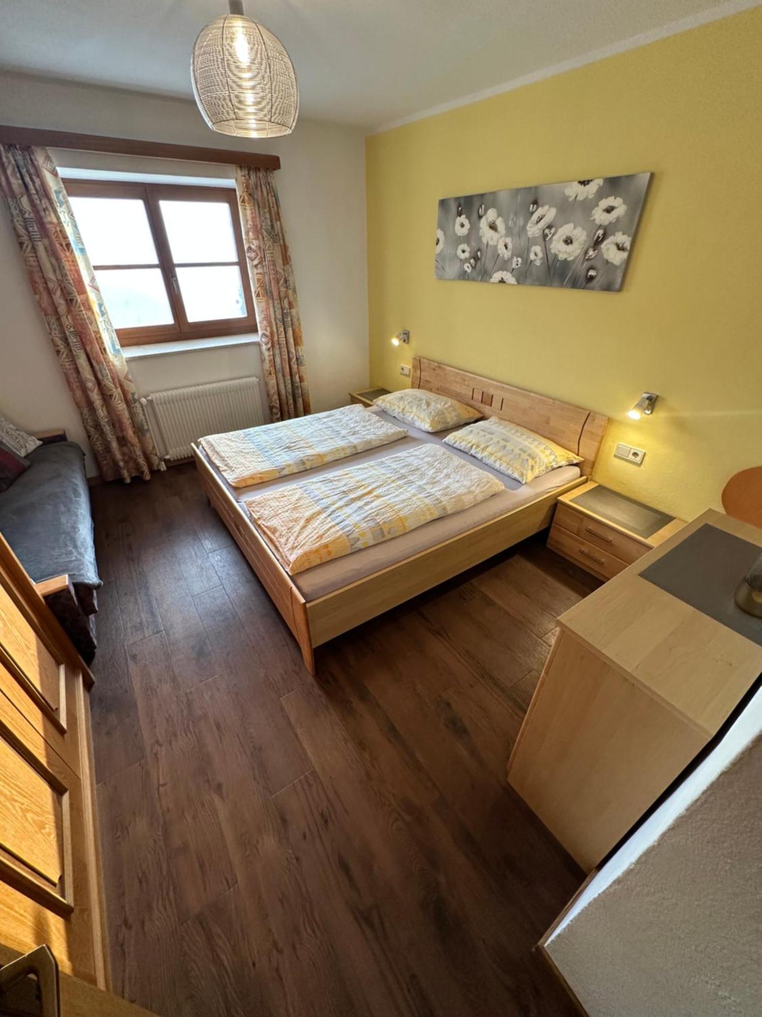 Alpenrose Apartment Мелтина Екстериор снимка